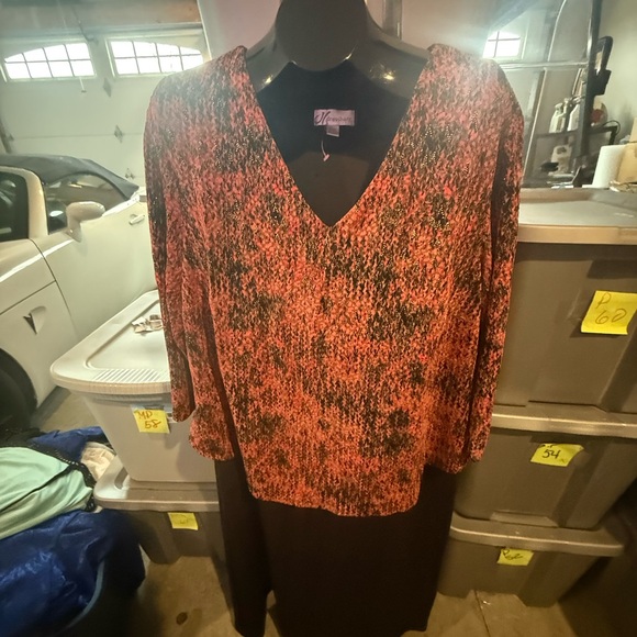 Vibrant Orange and Black V-Neck Dress p31 - Picture 3 of 5